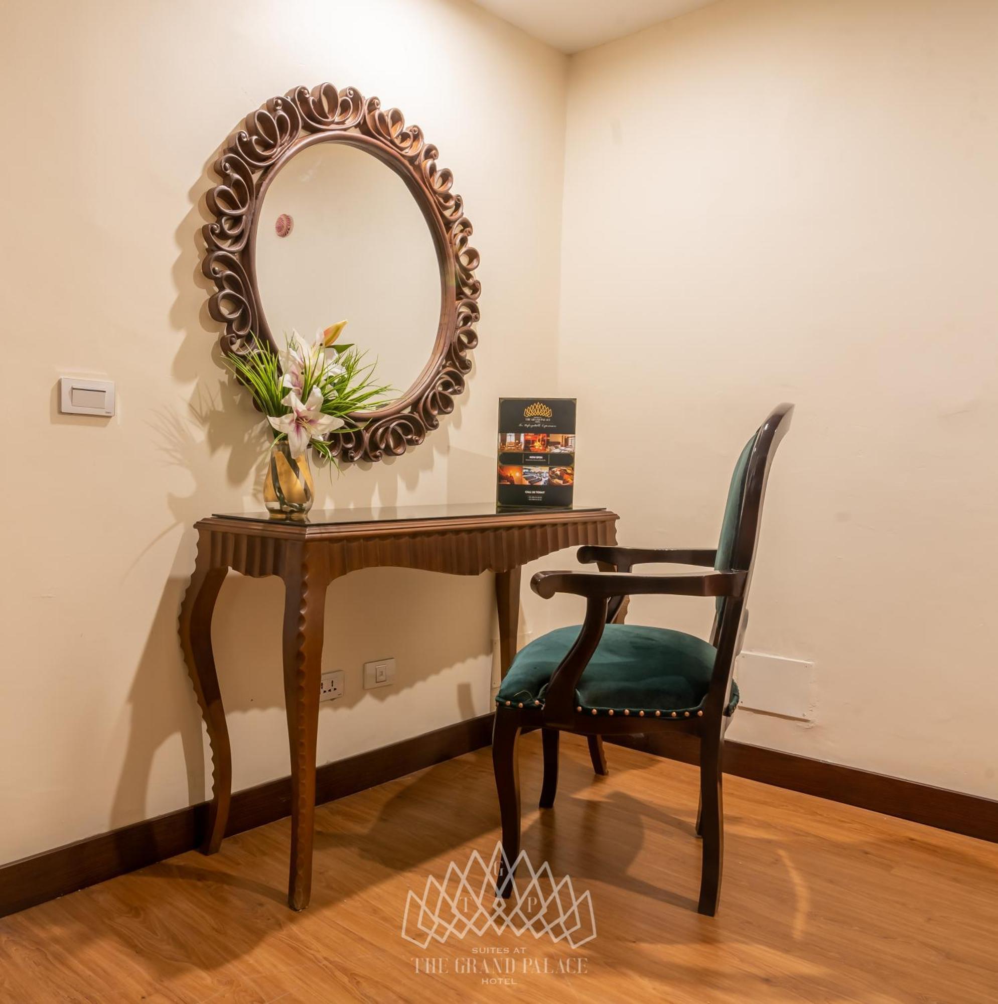 The Grand Palace Hotel Addis Ababa Room photo